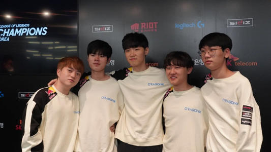 TA：利物浦计划与萨拉赫会谈，斯洛特依然得到更衣室支持