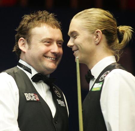 鲍威尔爆发，高诗岩关键三分制胜，山东男篮险胜北京