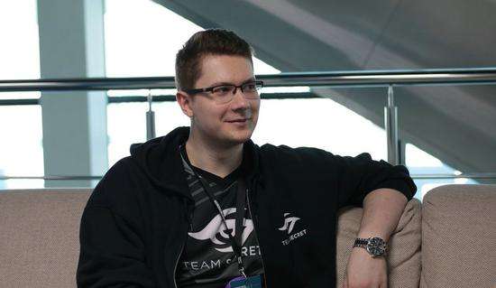 熟悉赛场的 熟悉赛场的