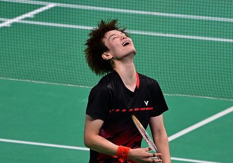 次踏上首发 次踏上首发